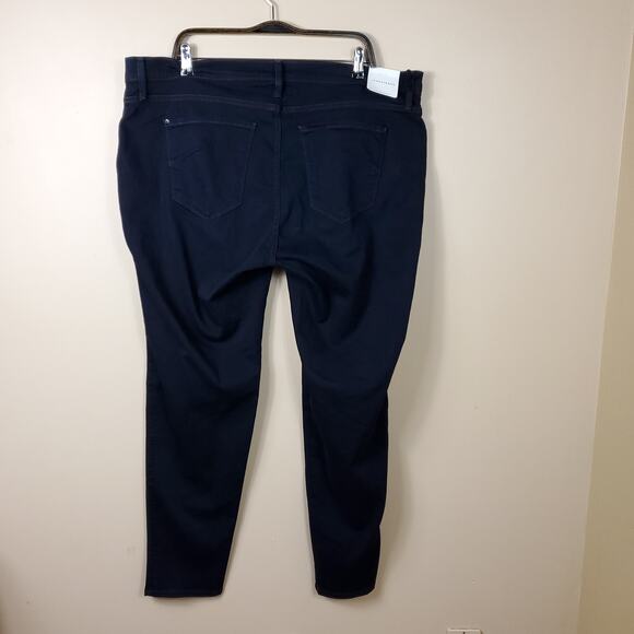 James Jeans Leggy Curvy Crux Double Front Zip Legging in Olefina Size 24 - Picture 5 of 11